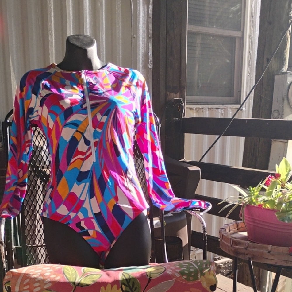 New TRINA TURK Multicolor Abstract Swimsuit